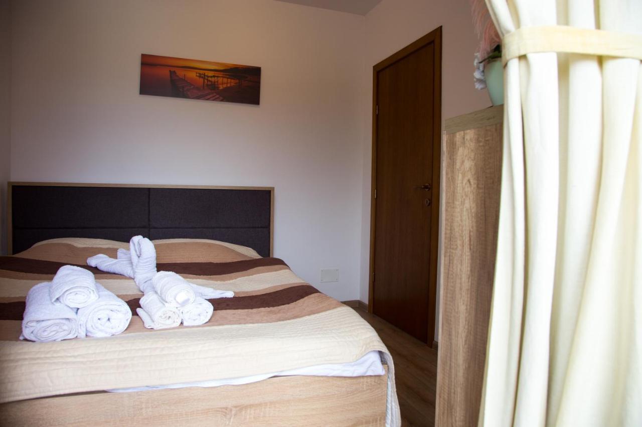 Casa Georgi Coresi Brasov Apartment Exterior photo